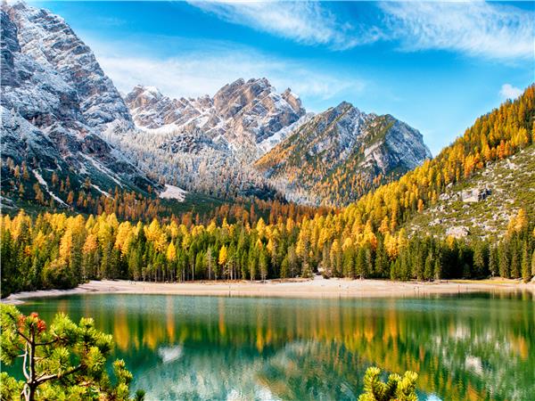 Dolomites walking vacation in Italy