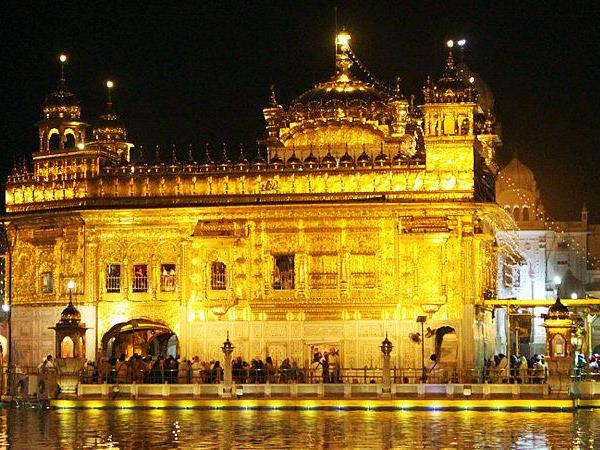 Small group tour of North India