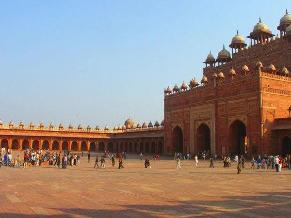 India vacation on a shoestring