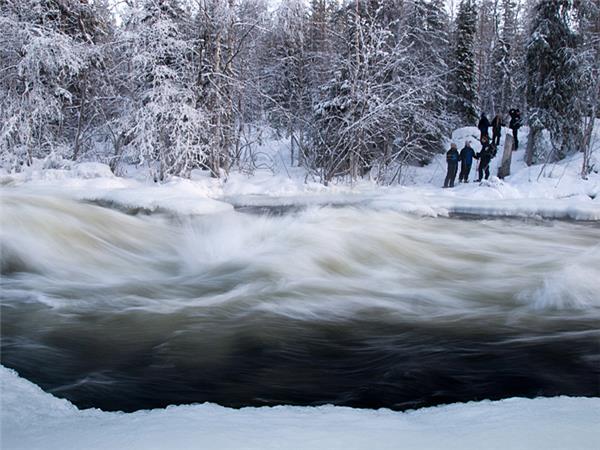 Finland snowshoeing vacation