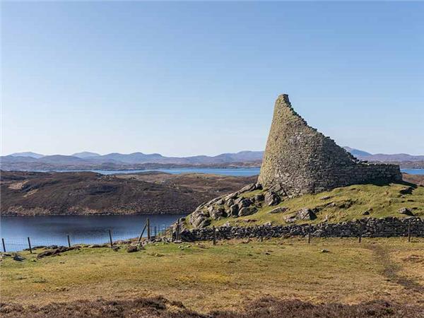 Outer Hebrides sea kayaking vacation in Scotland