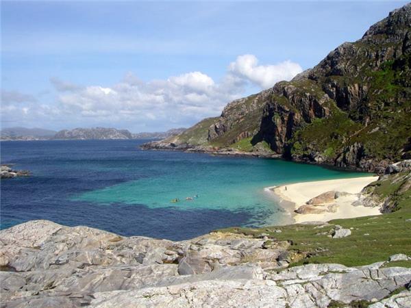 Outer Hebrides sea kayaking vacation in Scotland