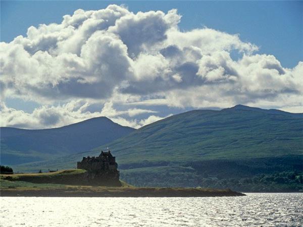 Isle of Mull sea kayaking vacation, Scotland