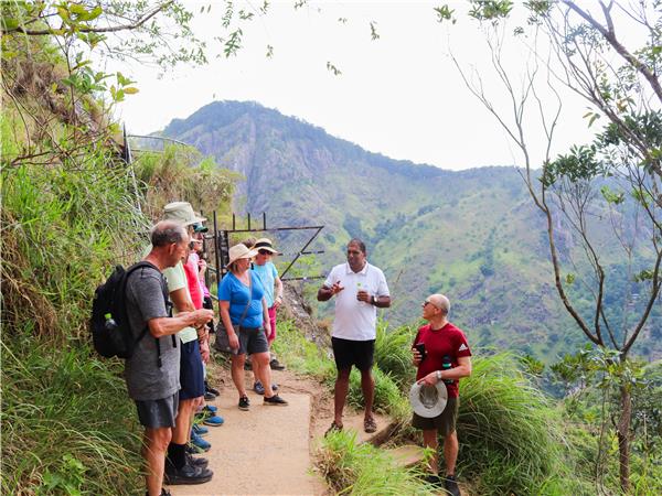 Sri Lanka cycling vacation, off the beaten track