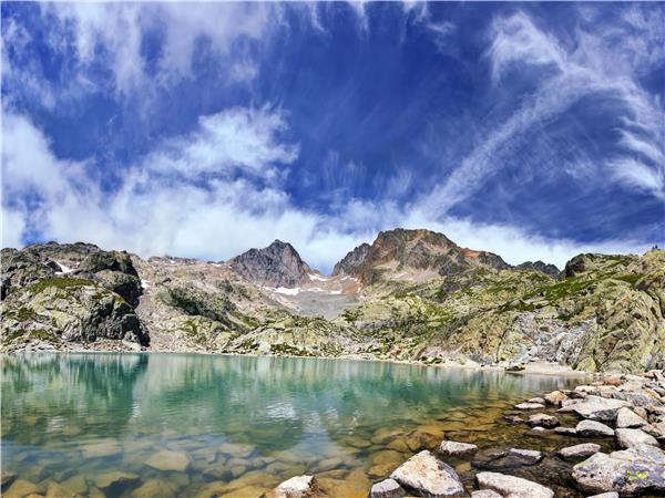 Mont Blanc Circuit trek, with hotel accommodation