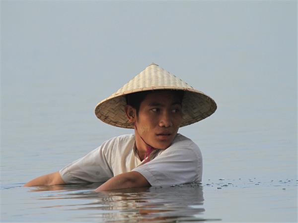 Burma biking vacation