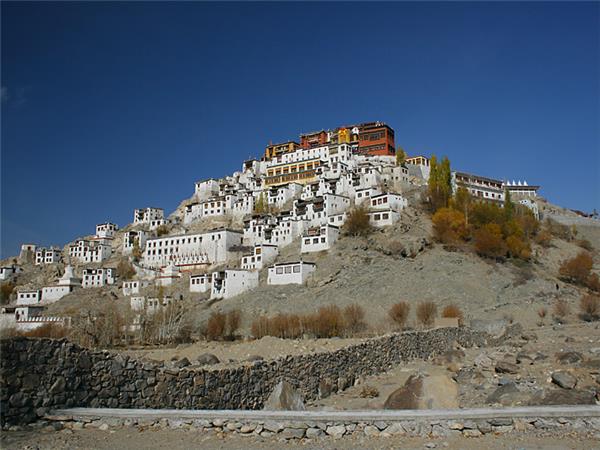 Manali to Leh biking vacation in the Himalayas, Ladakh