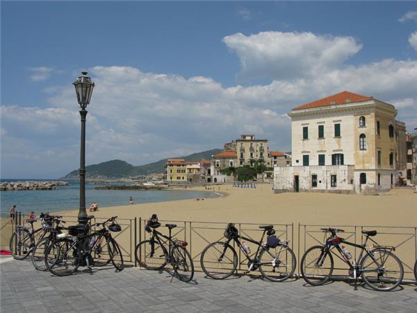 Cilento and Amalfi Coast cycling vacation, Italy