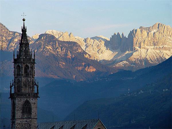 Cycling tours in Italy, Dolomites to Venice