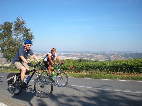 Tuscany biking vacation through Siena & Chianti