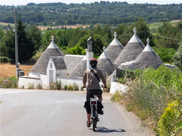 Matera to Puglia cycling vacation, Italy
