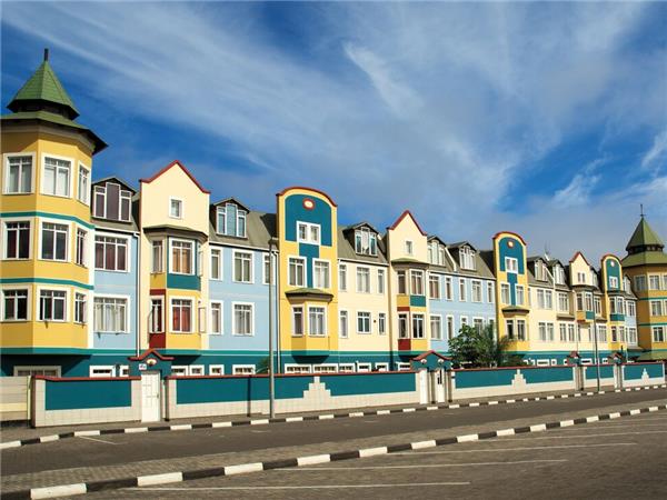 Cape Town to Vic Falls small group tour