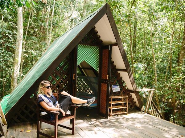 Borneo small group vacation