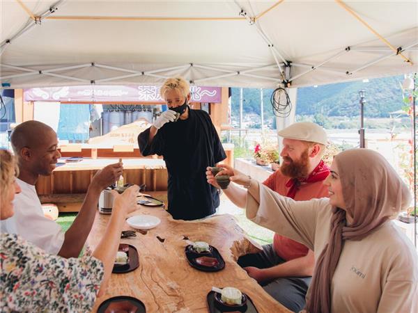 Japan group vacation, a food adventure
