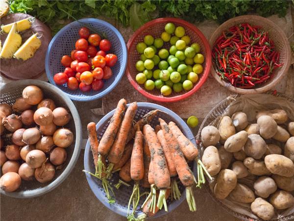 Vietnam small group vacation, a food adventure