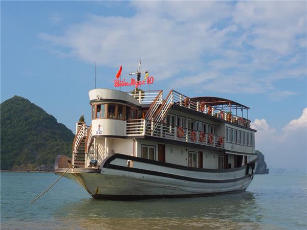 Vietnam small group vacation, a food adventure