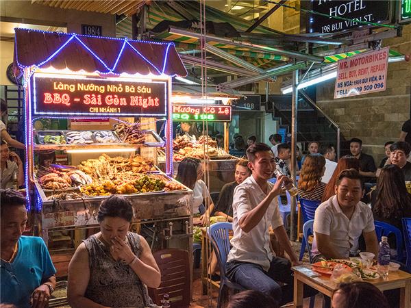 Vietnam small group vacation, a food adventure