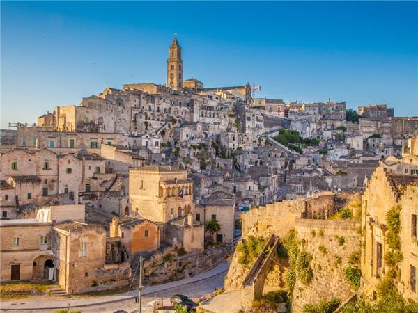 Southern Italy small group vacation, Amalfi to Bari