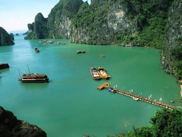 Vietnam small group tours