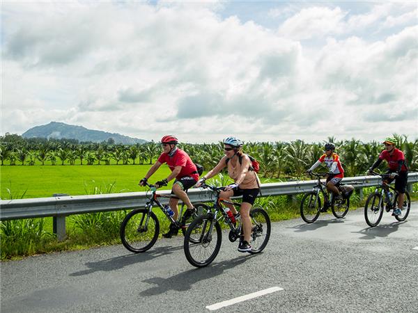 Vietnam biking vacation, small group