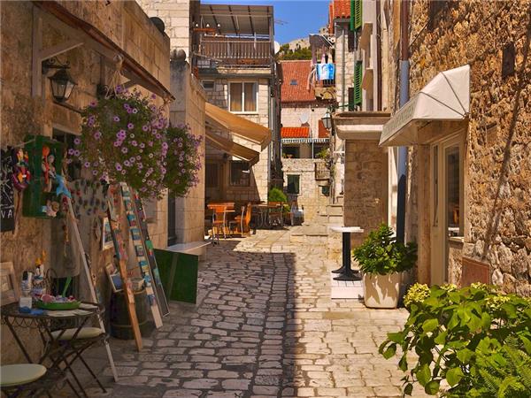 Croatia cultural vacation with homestay