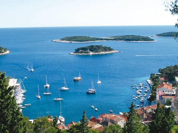 Croatia family vacation, bike and boat