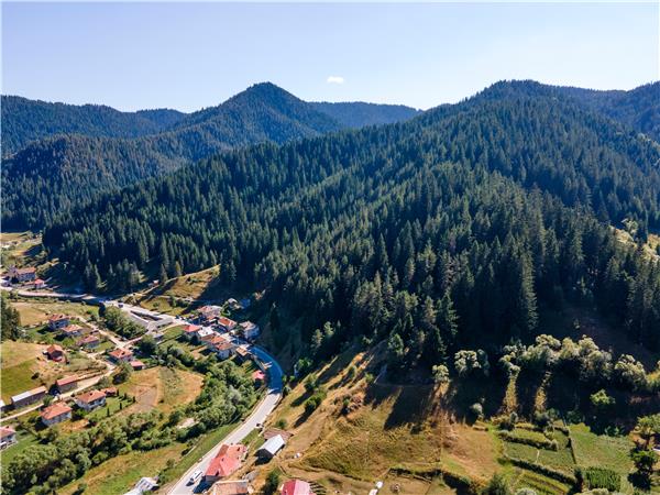 Rodopi mountains hiking vacation in Bulgaria