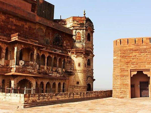 India Golden Triangle tour, Rajasthan to Varanasi