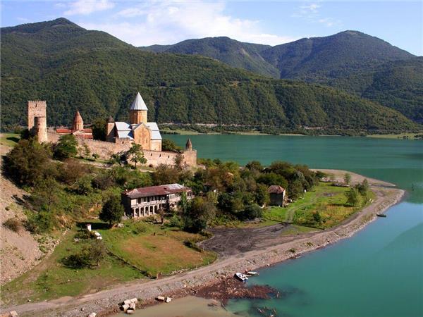 Azerbaijan, Georgia & Armenia tours with added comfort