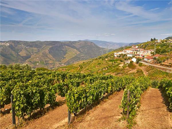 Portugal small group vacation with added comfort