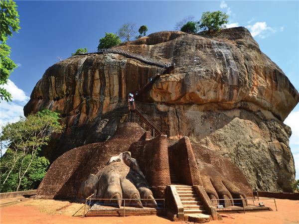 Family vacation in Sri Lanka
