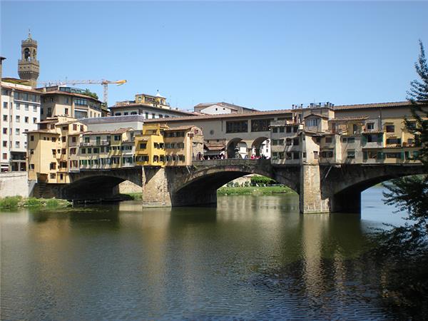 Tuscany tours, walking and wine tasting in Italy