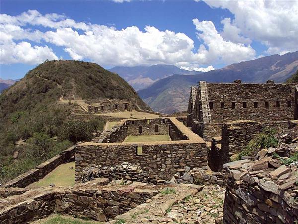 Peru hiking vacation to The Lost City of Choquequirao
