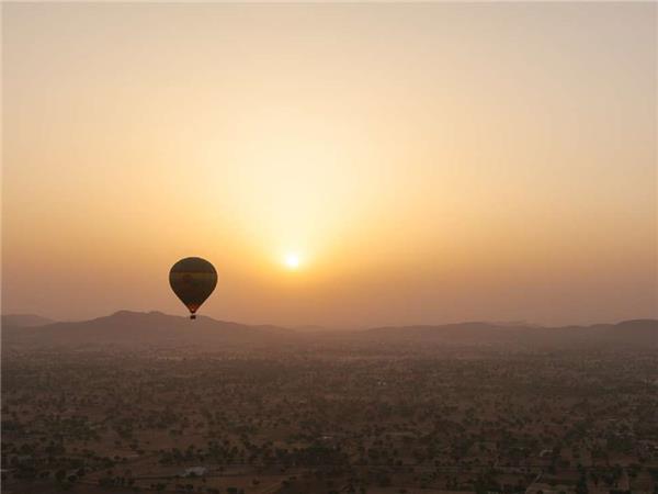 Rajasthan tours by rail, India