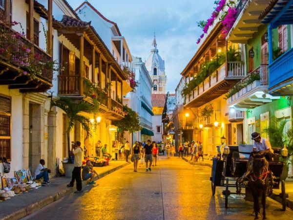 Colombia adventure vacation, viva Colombia