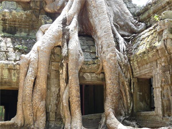 Vietnam to Thailand, small group vacation