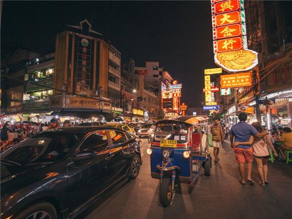 Bangkok to Singapore small group vacation