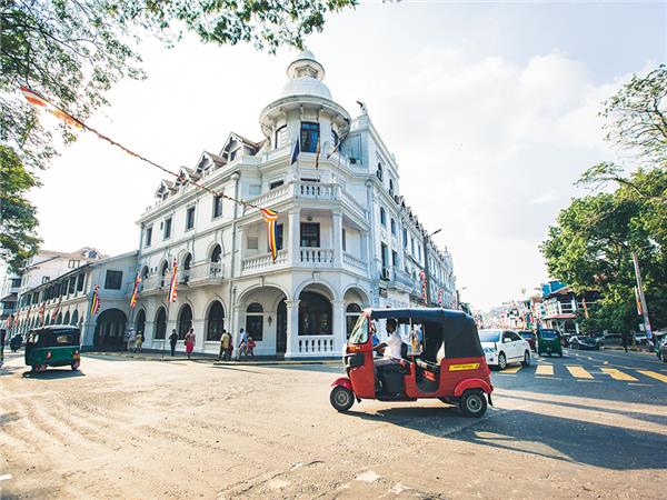 Adventure vacation to Sri Lanka