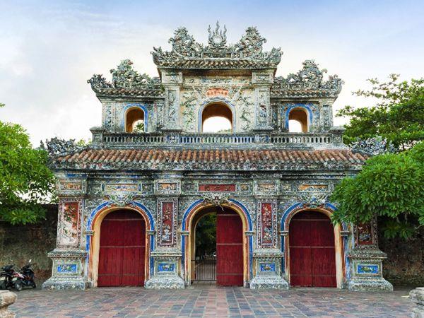 Vietnam small group explorer vacation