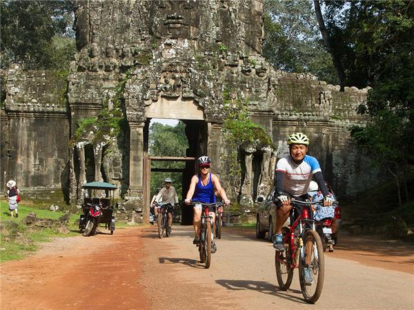Biking vacation in Indochina