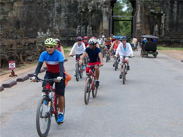 Biking vacation in Indochina