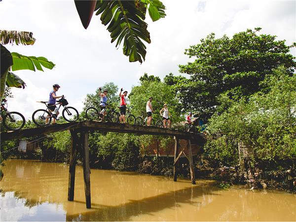 Biking vacation in Indochina