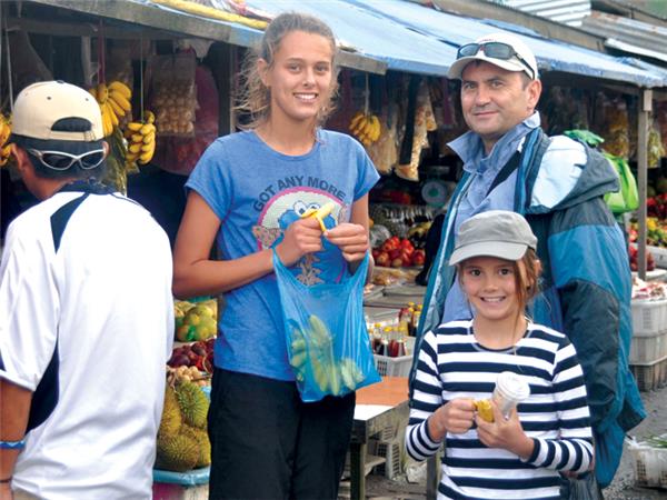 Borneo family vacation to see Orangutans