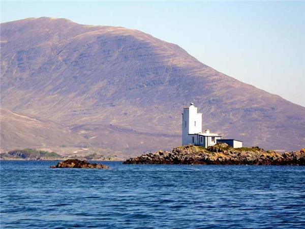 Sea kayaking vacation in Scotland