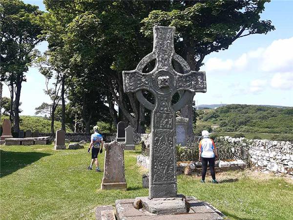 Road cycling on Arran, Islay and Jura