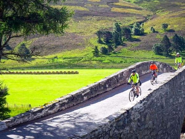 Road cycling in Scotland National Parks