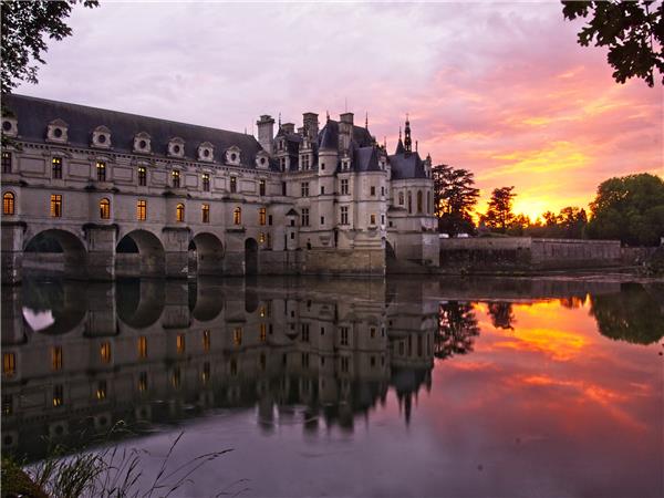 Loire Valley walking and wine vacation