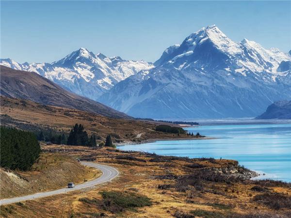New Zealand hiking vacation small group