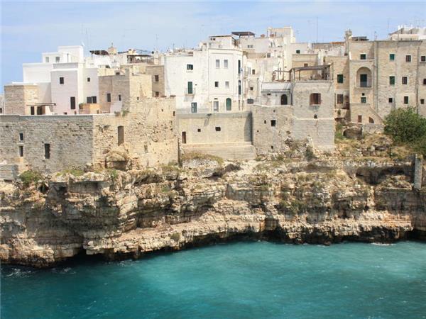 Self guided Puglia biking vacation