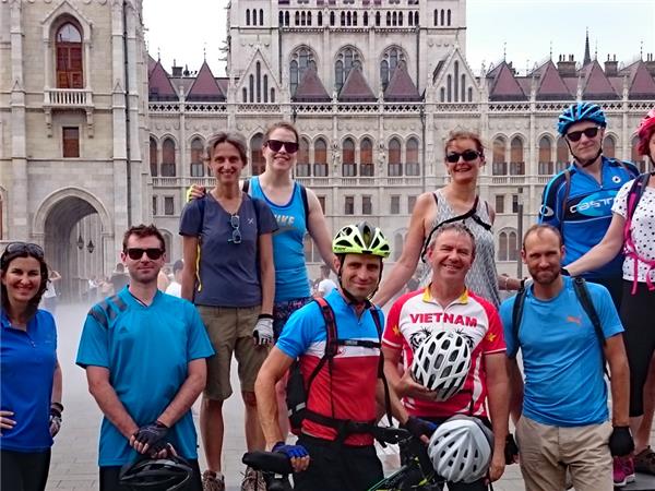 Cycle the Danube shell